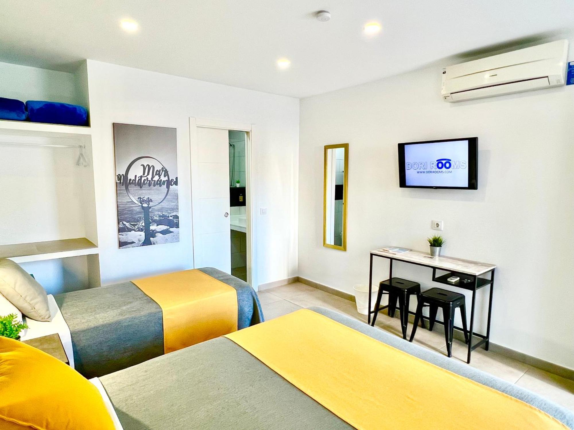 Dori Rooms Hostal Tarifa Exterior photo