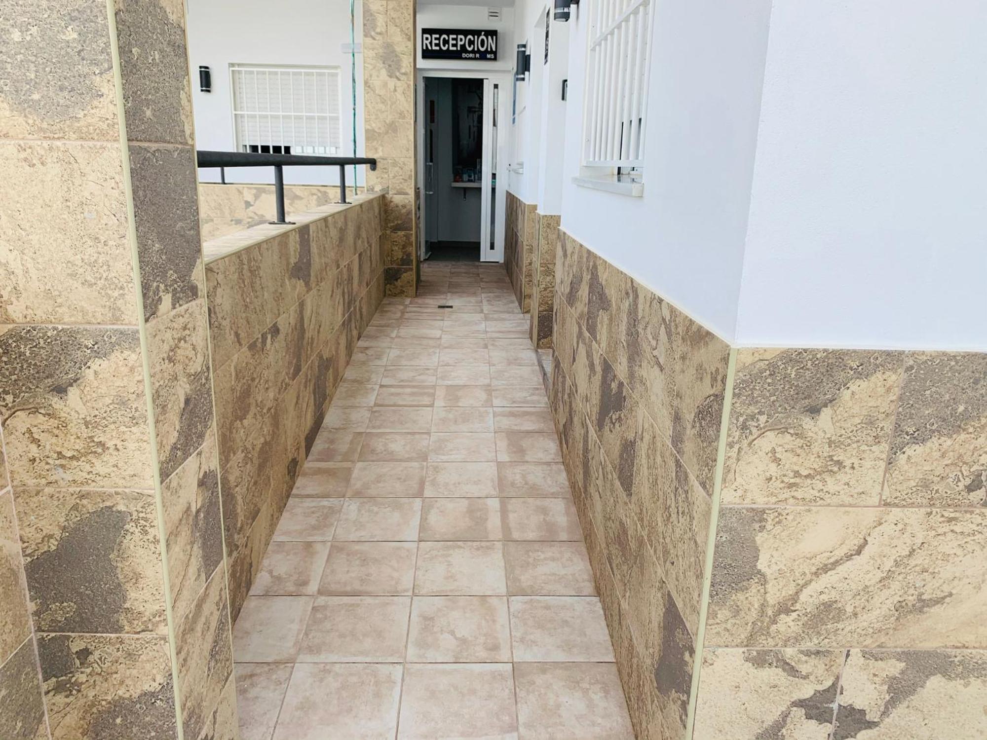 Dori Rooms Hostal Tarifa Exterior photo